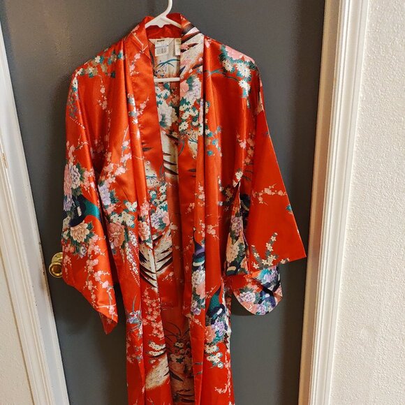 Japanese Kimono Peacock Red 56" Long Floral Peacock Polyester Made In Japan - Picture 1 of 7